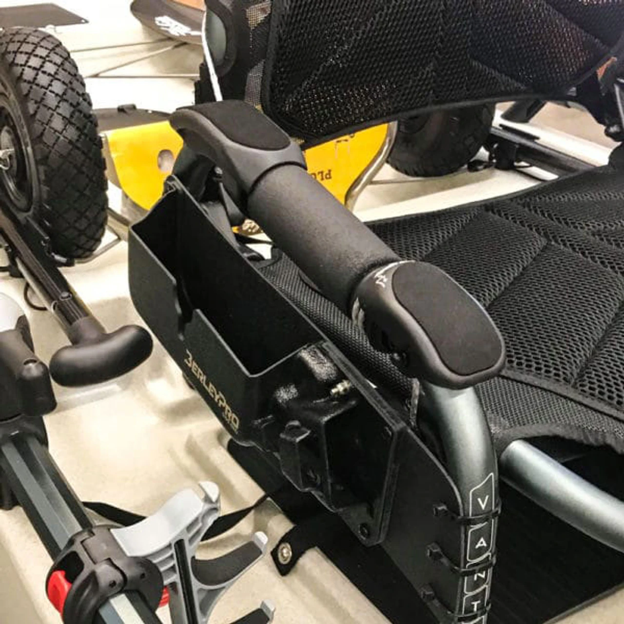 BerleyPro Vantage Seat Bro Adapter 3 BerleyPro Vantage Seat Bro Adapter - Image 3